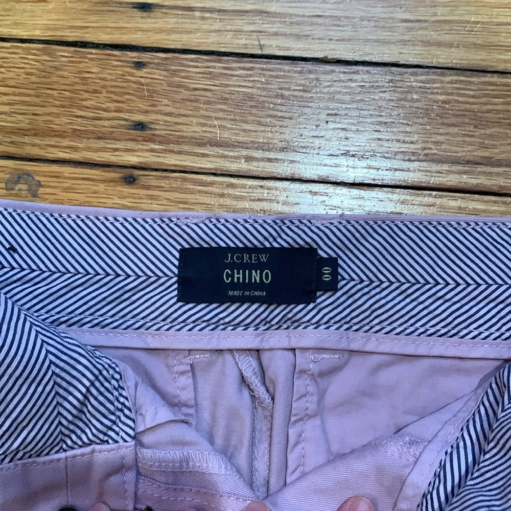 J crew chino 5” lavender short - Picture 6 of 6